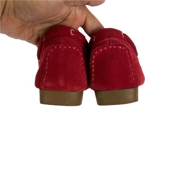 Michael Kors Moc Suede loafer flats size 6 red tassels gold hardware - Picture 5 of 7